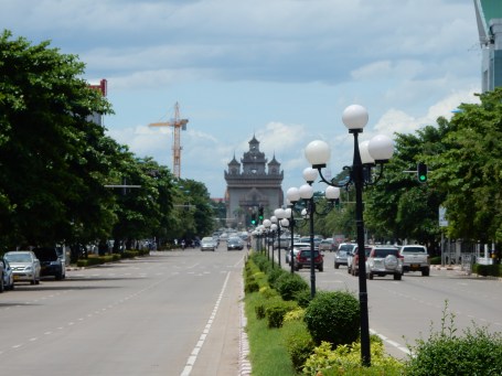vientiane-laos-patuxai