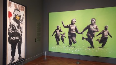 travelguide-Amsterdam-MOCOmuseum (1)