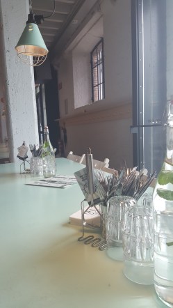 travelguide-antwerp,belgium-gallsandglory (1)