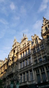 travelguide-antwerp,belgium-meir (2)