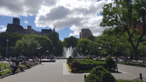 tips-newyorkparks-washingtonsquarepark (1)